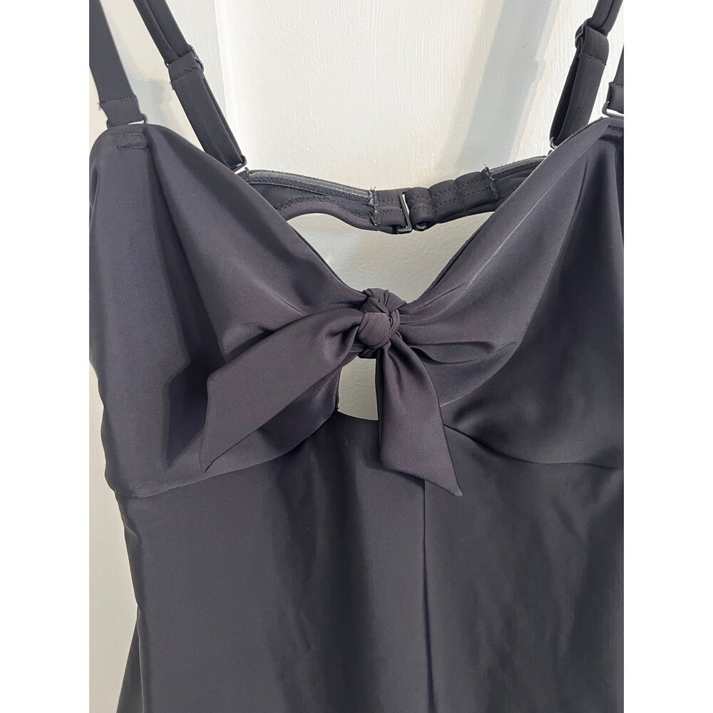 Old Navy black one piece swimsuit size L keyhole front tie